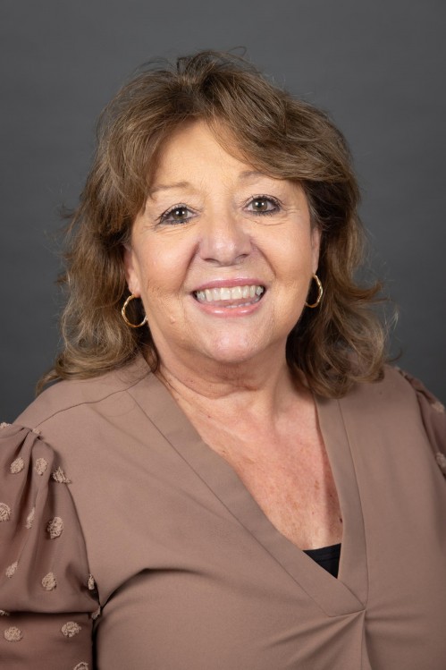 Click to view profile for Sara Clark
